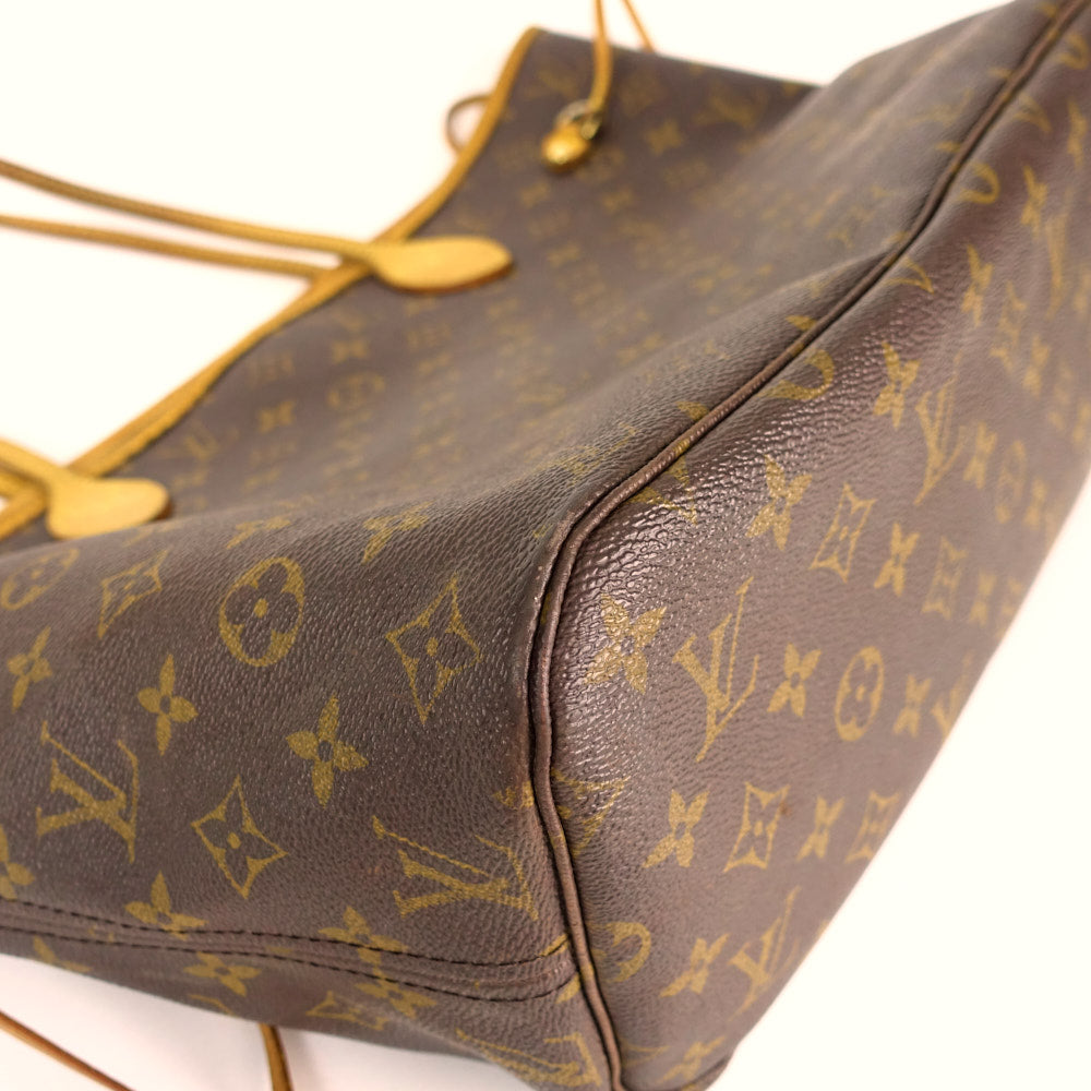 Louis Vuitto Neverfull MM Monogram Canvas Tote Bag