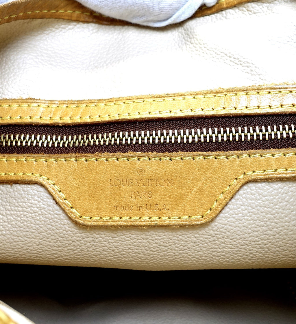 Louis Vuitto Petit Bucket Monogram Canvas Shoulder Bag with Pochette Bag