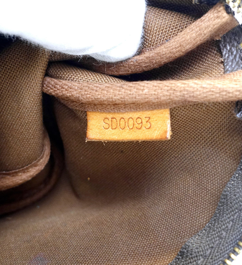 Louis Vuitto Petit Bucket Monogram Canvas Shoulder Bag with Pochette Bag