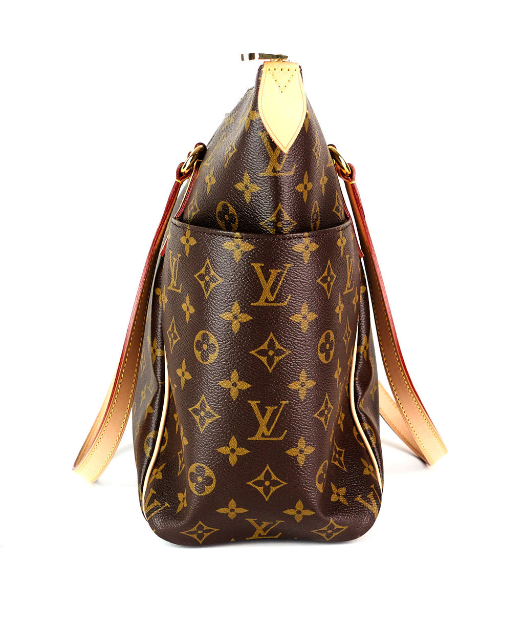 Louis Vuitto Totally MM Monogram Canvas Shoulder Bag