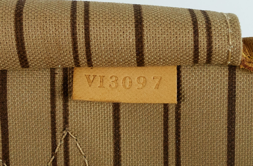 Louis Vuitto Neverfull MM Monogram Canvas Tote Bag